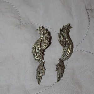 vintage style drop earrings